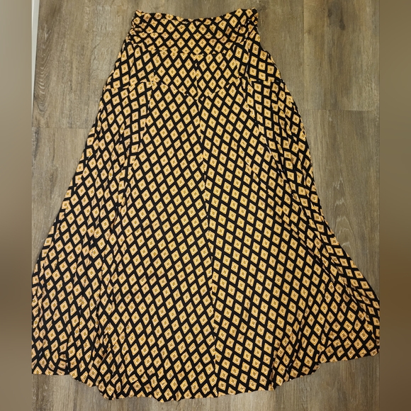 Anthropologie Maeve Diamond Print Maxi Skirt Size Medium - Picture 4 of 10